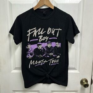 Fall Out Boy 2018 Mania Tour Tshirt Small